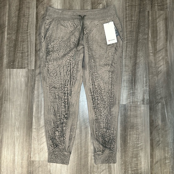 Lululemon Warm Down Thread Dye Joggers - 12 - Picture 1 of 8